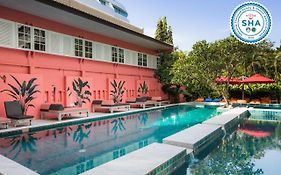 แซนดาเล รีสอร์ท